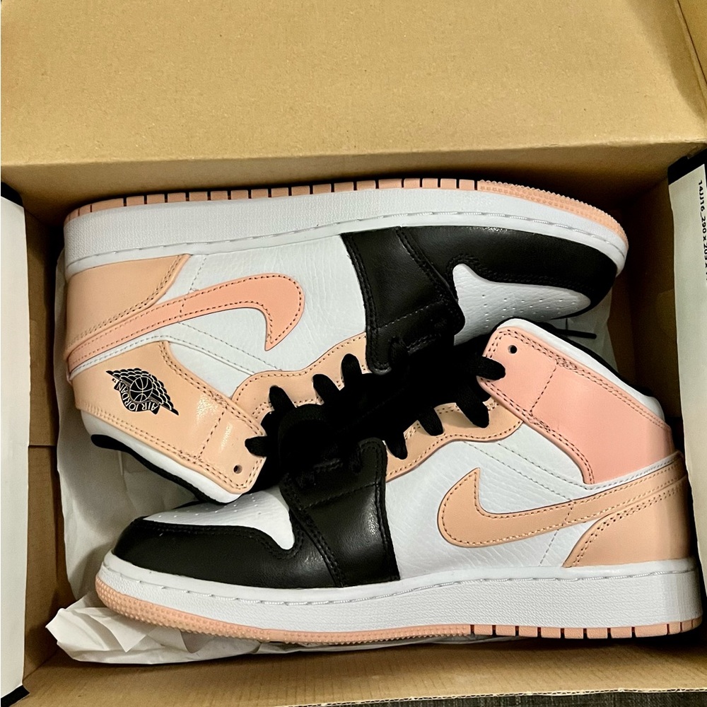 Jordan Air Jordan 1 Mid White Black Peach Sneakers